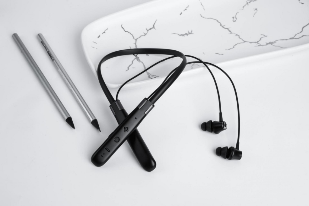 Heari 雙耳掛頸式助聽器 | 助聽器功能及價錢比較 | Heari 傾耳聽 (MF Jebsen)